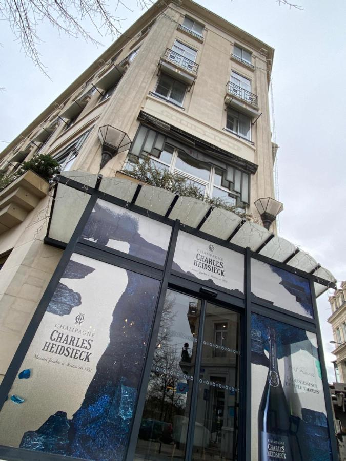 Hôtel l'Univers Reims Exterior foto