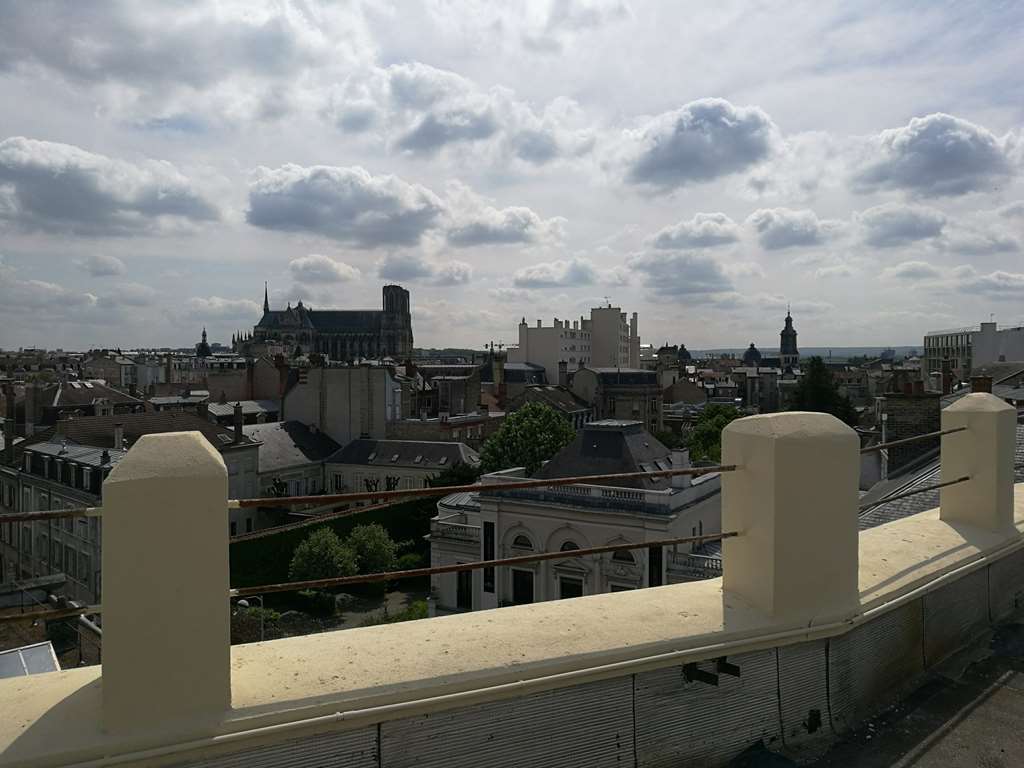Hôtel l'Univers Reims Exterior foto